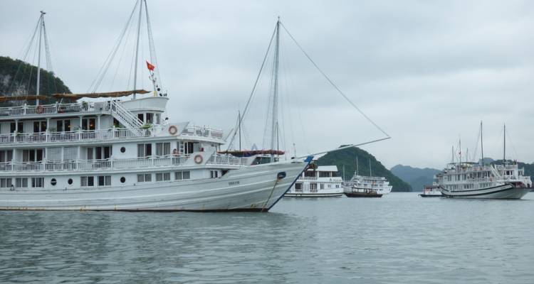 Circuito de un día Hanoi - Halong - LVP Travel 2