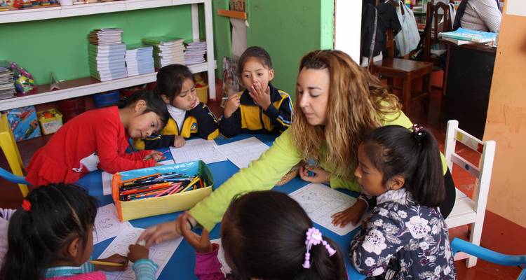 Programa de voluntariado para el cuidado de niños en Cusco - PVTravels 9