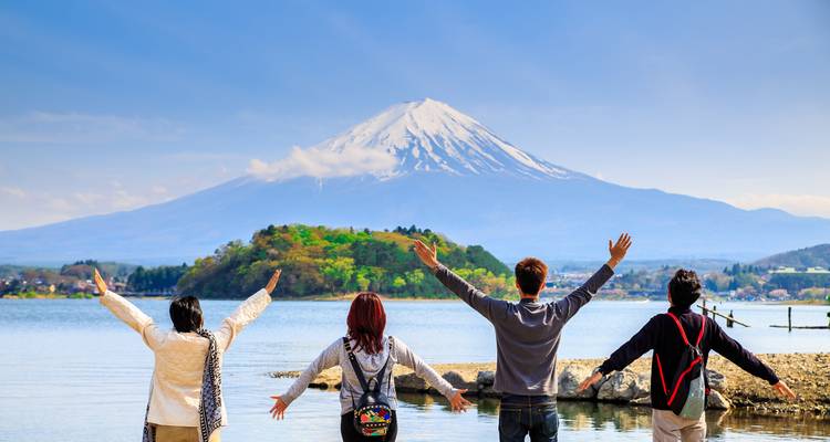 Visions of Japan with Hiroshima - Globus 2