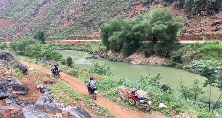 Ruta en moto por el norte de Vietnam hacia Sa Pa, Ha Giang y el lago Ba Be - DNQ Travel 8