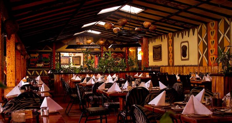 Experiencia de carne a la barbacoa en el restaurante carnívoro almuerzo / cena - Samson's Safaris 3