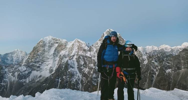 Itinerario y coste de la ruta de 19 días de Gokyo al campamento base del Everest - Sherpa Expedition Teams 1