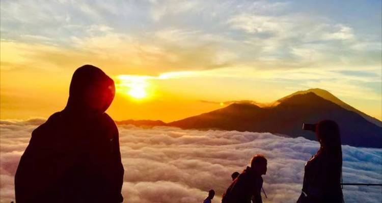 Experiencia de senderismo al amanecer en el monte Batur - sin alojamiento - Krisna Bali Trekking 1