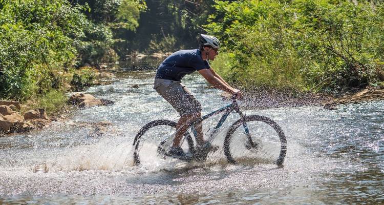 Cycle Laos Backroads - Siem Reaper Travel 5