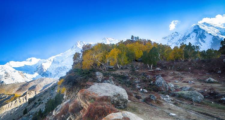 Karakorum Highway & Chitral Valley - Oasis Overland 1