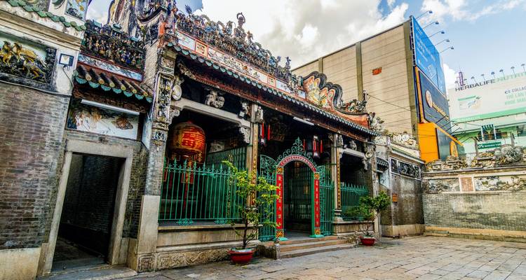 8 días explorando Vietnam desde Ho Chi Minh a la antigua ciudad de Hoi An - Ciudad de Hanói - crucero por la bahía de Halong - LVP Travel 1
