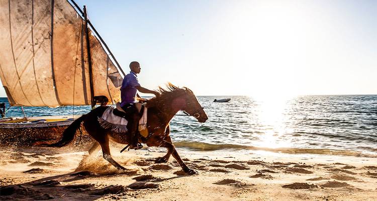 El mejor circuito a Mozambique hecho a la medida, salida diaria y guía privado - Agate Travel 7