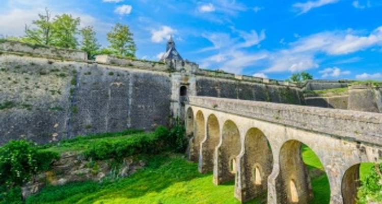 Du Pays basque français à Bordeaux - Une cuisine française raffinée au pied des Pyrénées et une croisière à la découverte de Bordeaux et de ses environs. - CroisiEurope River Cruises 3