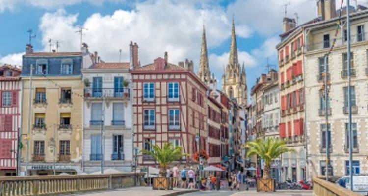 Du Pays basque français à Bordeaux - Une cuisine française raffinée au pied des Pyrénées et une croisière à la découverte de Bordeaux et de ses environs. - CroisiEurope River Cruises 7
