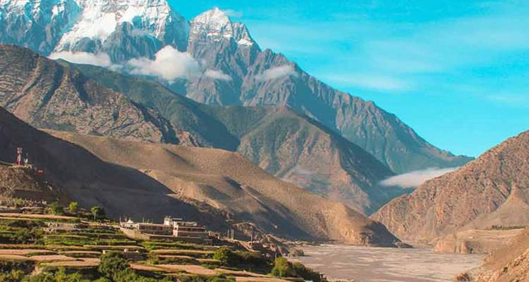 Upper Mustang Tour en Jeep Royaume interdit de Lomanthang - Amazing Authentic Treks  1