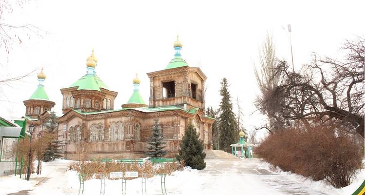 Circuito al balneario de Karakol, 3 días - Nomads Yurt 10