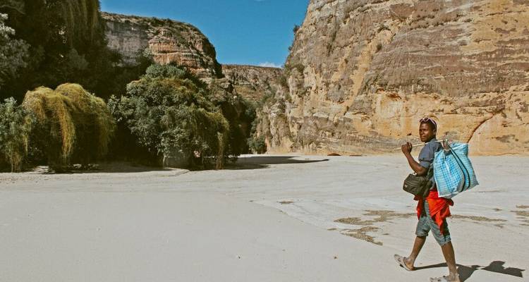 Expedition to the Lost World of Madagascar - the Makay Mountains - DIAMIR Erlebnisreisen 4