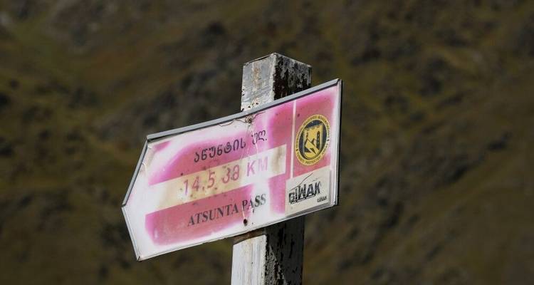 Vers les forteresses de montagne du Caucase - DIAMIR Erlebnisreisen 2
