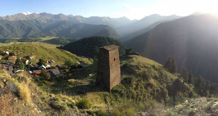 Vers les forteresses de montagne du Caucase - DIAMIR Erlebnisreisen 3