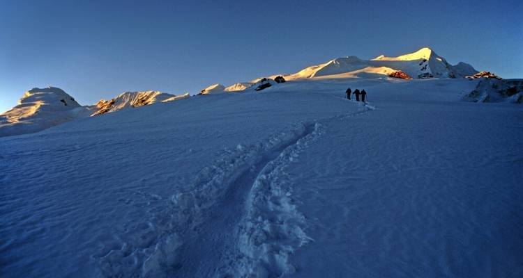 On Quiet Paths to the Highest Trekking Peak Mera Peak - DIAMIR Erlebnisreisen 10