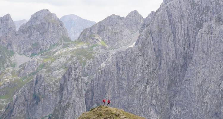 Picos de los Balcanes - senderismo de montaña en su máxima expresión con la ascensión al Trekufiri (2366 m) - DIAMIR Erlebnisreisen 1