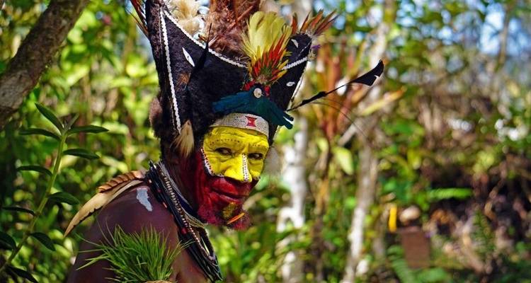 Hombres cocodrilo, aves del paraíso y guerreros peluca - DIAMIR Erlebnisreisen 9