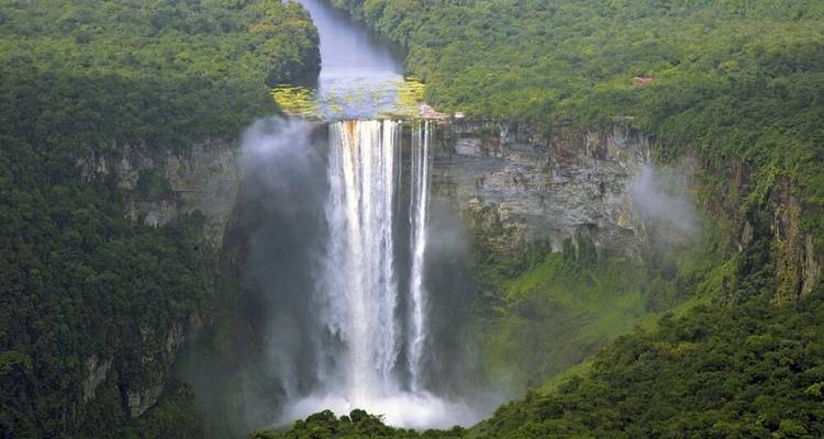 South America: Off the Beaten Track Deep Into the Rainforest - DIAMIR Erlebnisreisen 4