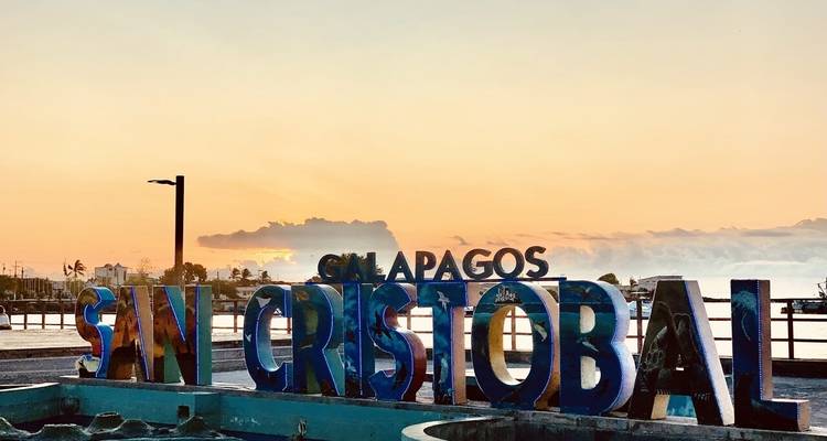 10 Days Galapagos Highlights Small Group Tour - Responsible Travel South America 3