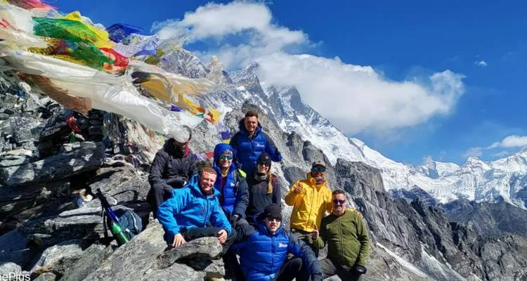 Trek du camp de base de l'Everest par voie terrestre - Sherpa Expedition Teams 4
