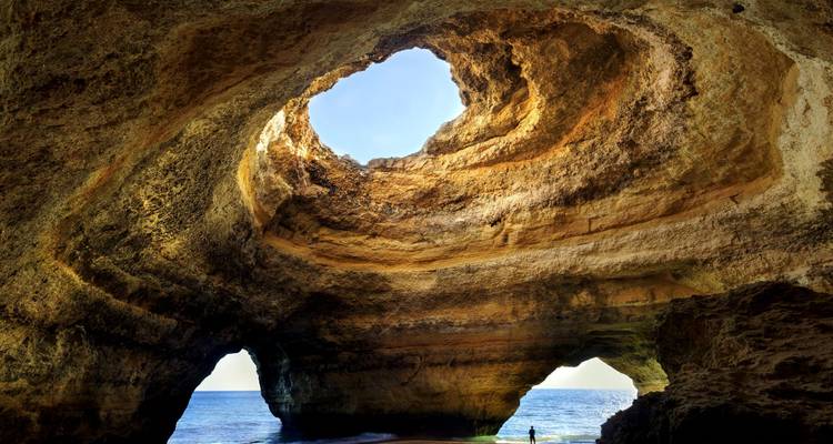 Portugal : Lisbonne, Algarve tout compris avec croisière dans la vallée du Douro - Wanderful Holidays LLC 3