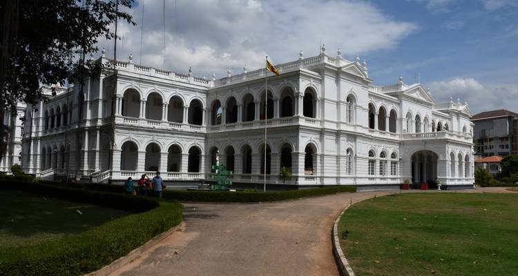 City Sightseeing 2 Nights Colombo - showlanka tours  2