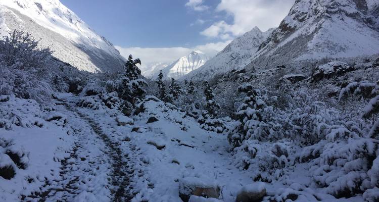Excursionismo por el circuito del Manaslu - Adventure Bound 4