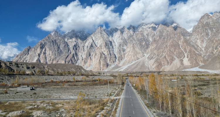 Trek pédestre dans la vallée de Hunza - Beyond the Valley  10