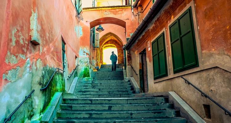Discover Medieval Transylvania Small Group Tour - 7 days - Active Travel 4