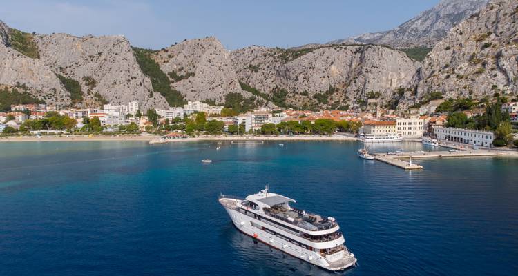 SPLENDID CROATIA from ZAGREB TO TROGIR - KOMPAS d.o.o. 4