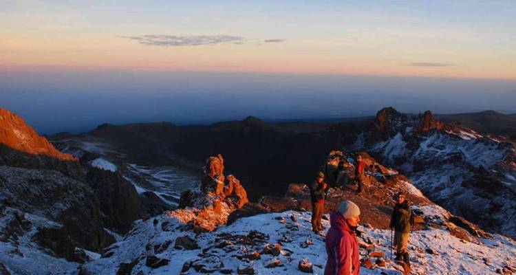 Escalada al Kilimanjaro por la ruta Lemosho 10 días - todo el alojamiento y transporte incluidos - Click Expeditions 4