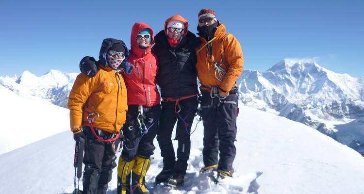 Escalade du pic Mera - Accessible Adventure Pvt. Ltd 4