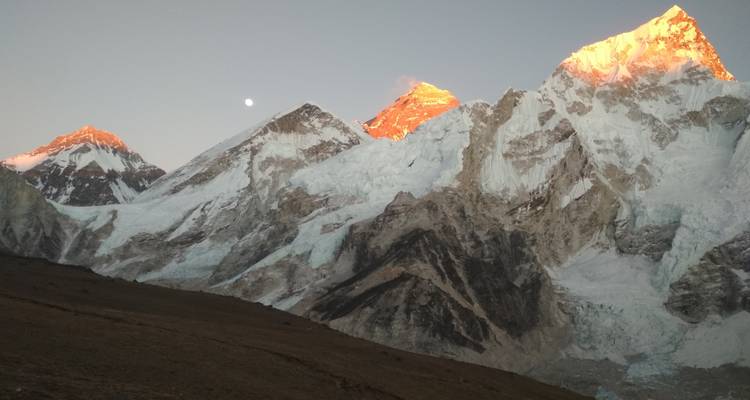 Circuito en helicóptero al campamento base del Everest - Ace the Himalaya 4