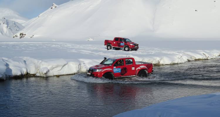 Iceland Expedition: Northern Lights, Blue Lagoon, and Reykjavík | Group Tour and Self-Drive Road Trip - Adventures Overland 10