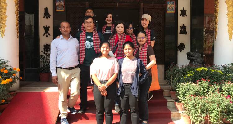 Trek de luxe du camp de base de l'Annapurna, retour en hélicoptère - 8 jours - Adventure Himalayan Travels 7