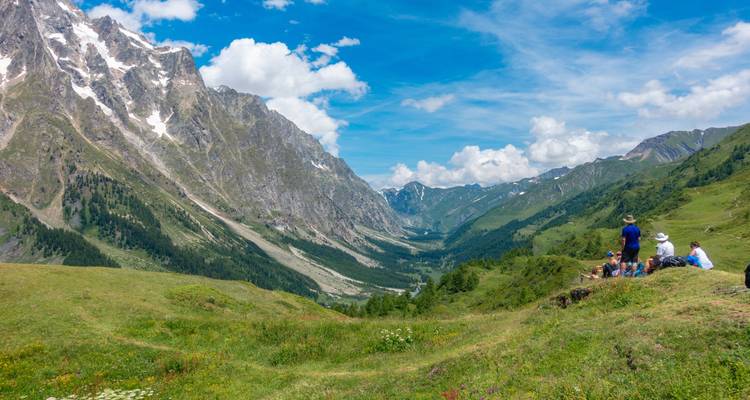 Walking Tour du Mont Blanc - Exodus Adventure Travels 9