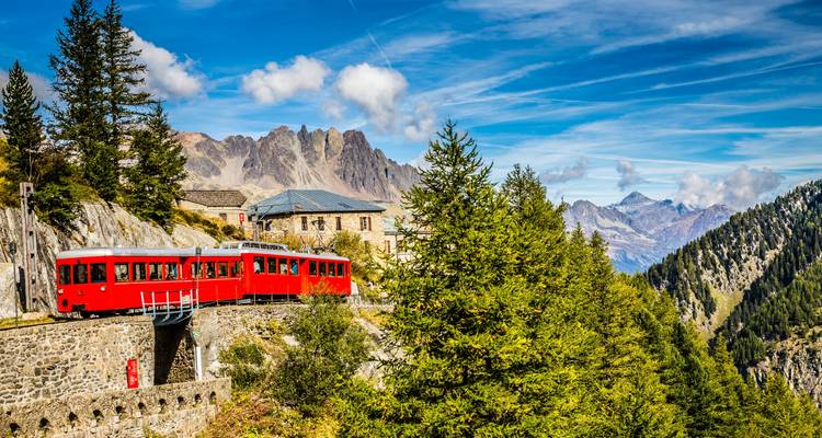 Walking Tour du Mont Blanc - Premium - Exodus Adventure Travels 8