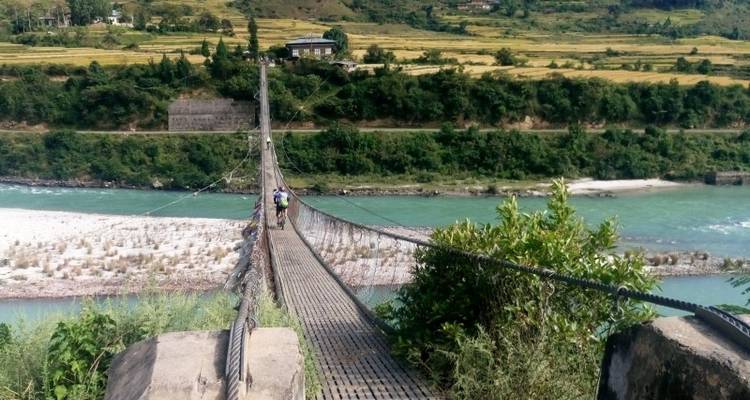 CIRCUIT CYCLISTE AU BHOUTAN : LE BHOUTAN À VÉLO - Tweet World Travel 3
