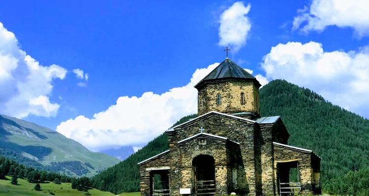 Circuit de 3 jours à Tusheti : Explorez la nature sauvage préservée - Friendly Georgia 2