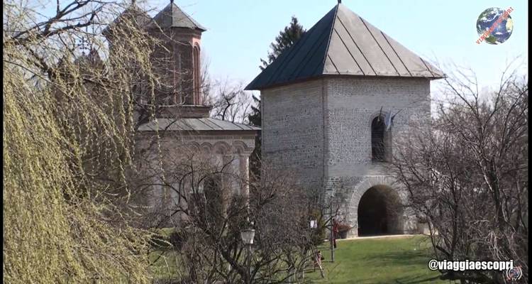 8h Bucharest Communism Tour - Best of Bucharest with Dracula's Tomb - Nicolas Experience Tours 9