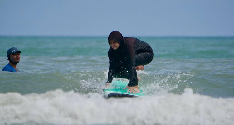 Phuket Surf Getaway With Accommodation - Surf trip Thailand 3days 2nights - Talay Surf 6