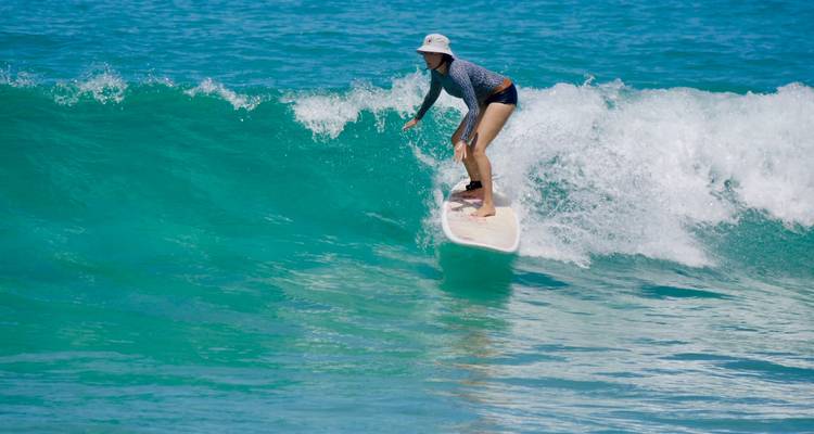 Surfing Vacation In Thailand With Accommodation - Backpackers' 5days 5nights - Talay Surf 1