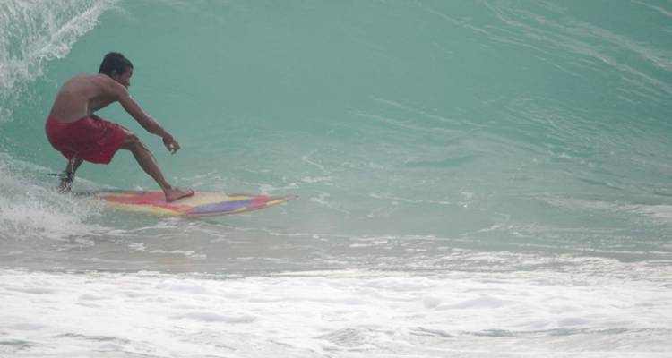 Surfing Vacation In Thailand With Accommodation - Backpackers' 5days 5nights - Talay Surf 10