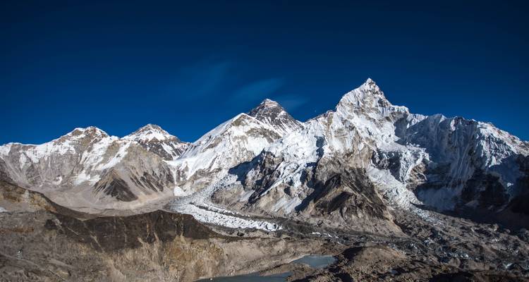 Trek au camp de base de l'Everest et retour en hélicoptère - Himalayan Trekking & Tours 2