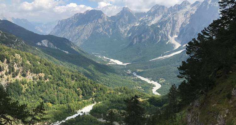 Senderismo autoguiado: Theth, Valbona y Lago Koman en 5 días - Choose Balkans 4