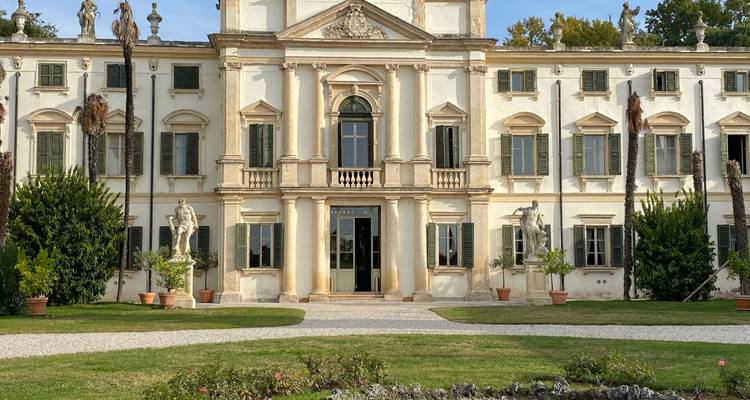 Italy Knitting Tour in Women only small group: Venice, Verona & Garda lake - Womens Travel Circle 6
