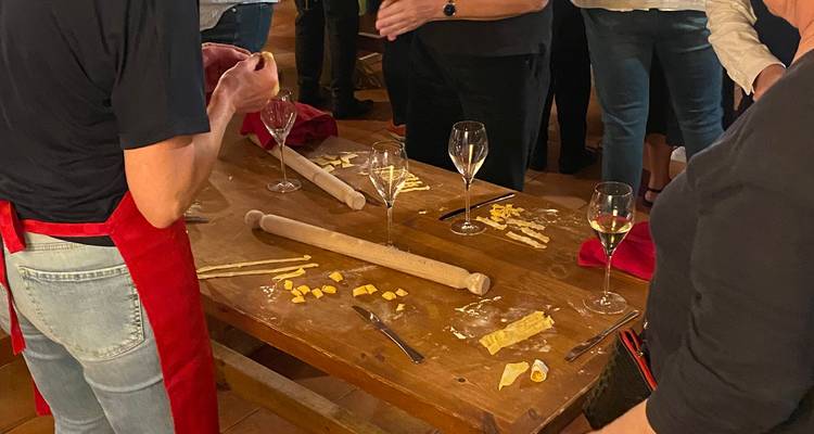 Italy Knitting Tour in Women only small group: Venice, Verona & Garda lake - Womens Travel Circle 3