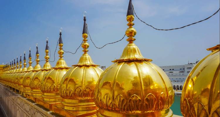 Himalayas Tour By Train with Amritsar [Golden Temple] & Shimla Toy Train Tour [10 Days] - TTI TOURS 7