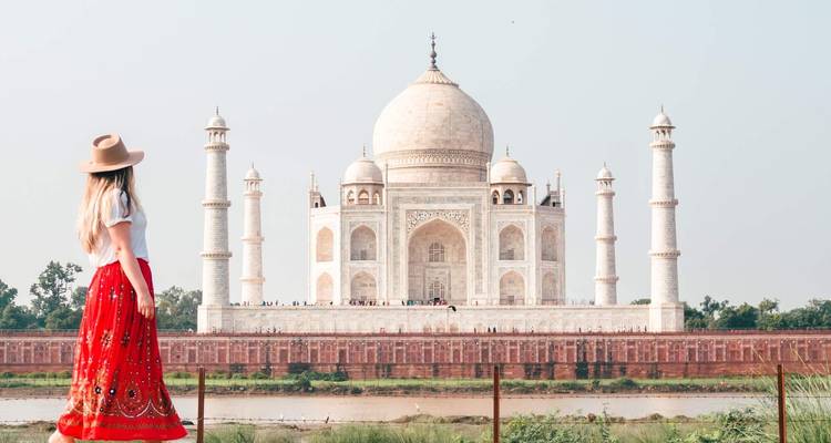 Sunrise Taj Mahal Day Tour  From Delhi All Included - Fragrance of Taj 4