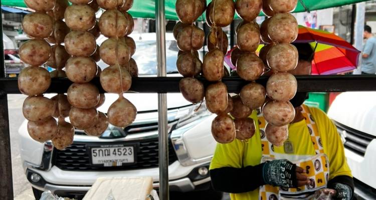 Back street of Bangkok China town - LJ Biz 7